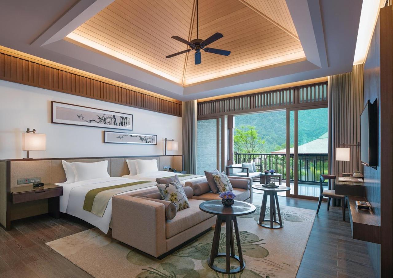 Dusit Devarana Hot Springs & Spa Guangzhou Dış mekan fotoğraf