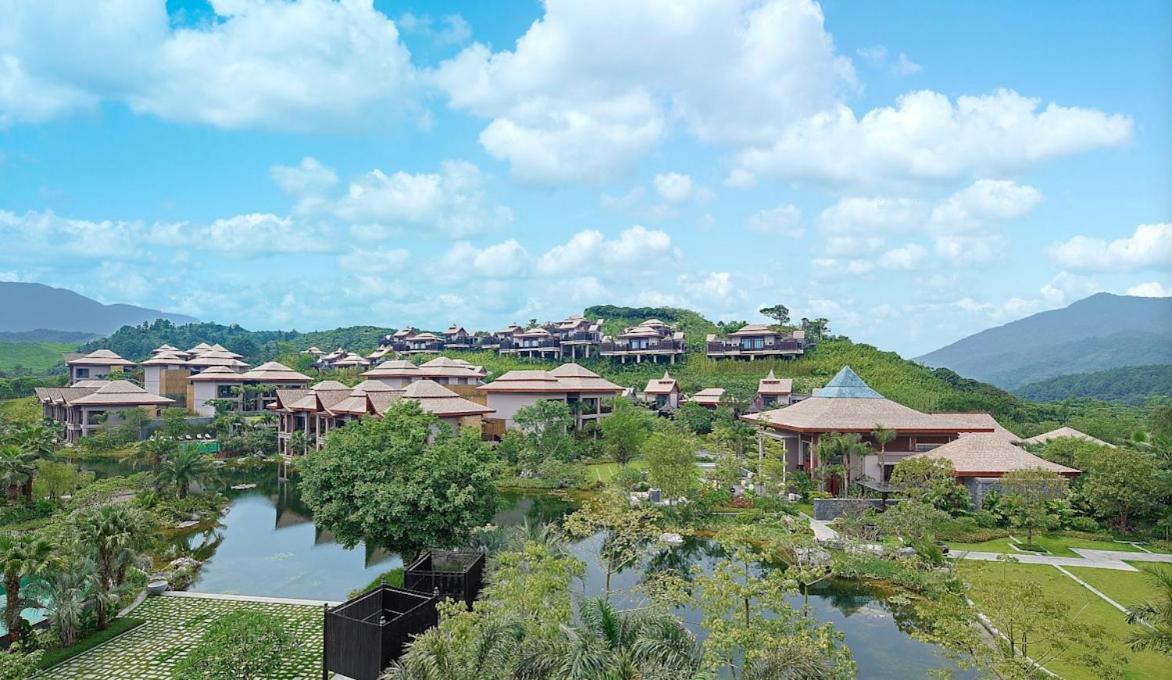 Dusit Devarana Hot Springs & Spa Guangzhou Dış mekan fotoğraf